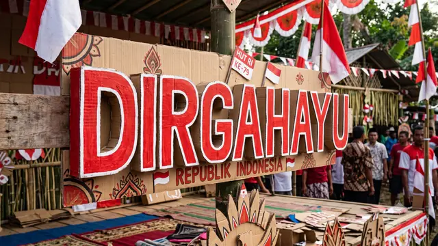 Ide Hiasan 17 Agustus dari Kardus Bekas