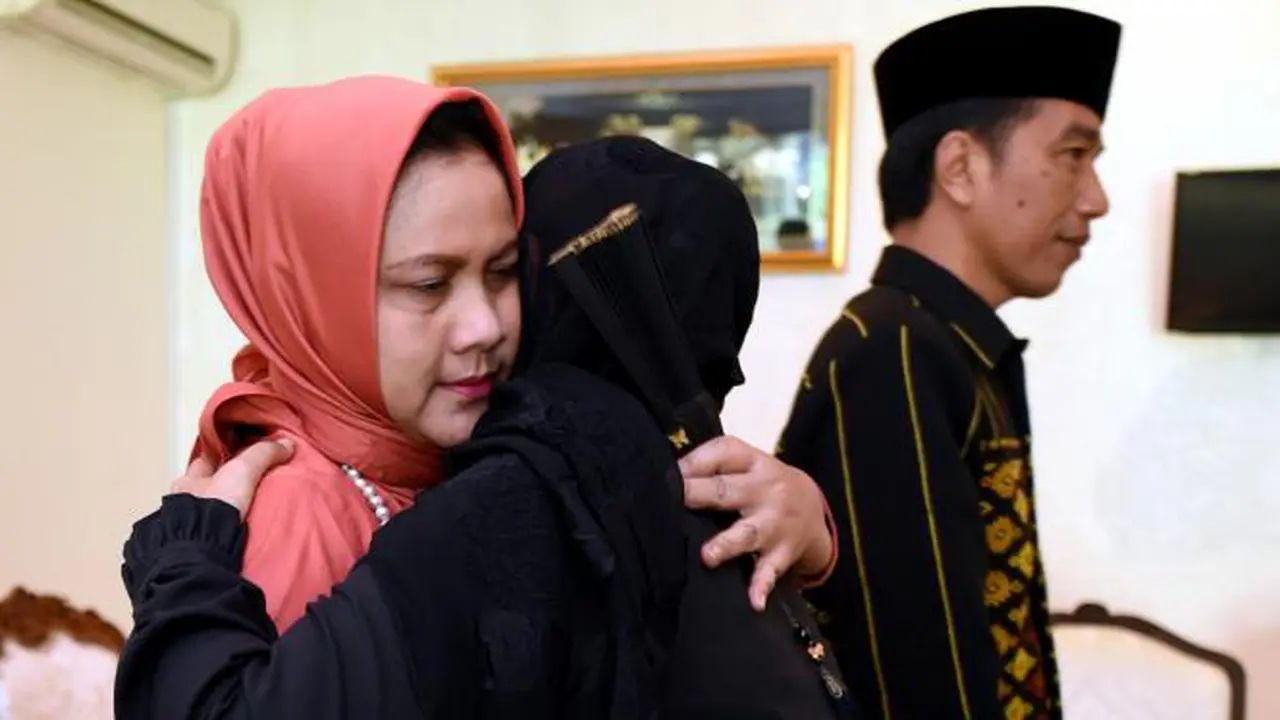 Panji Hilmansyah Meninggal, Jokowi Sambangi Rumah Menteri Susi