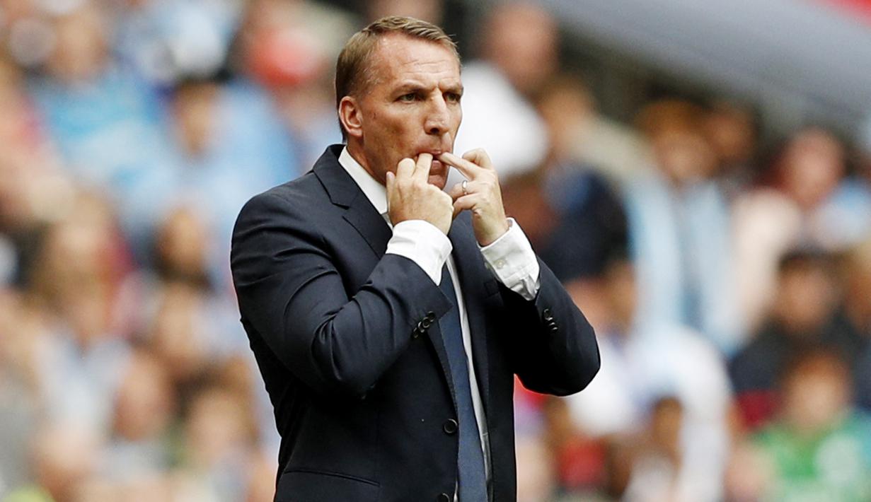 Brendan Rodgers - Baru-baru ini terhembus kabar bahwa pemilik baru Newcastle telah mencoba untuk menggoda Brendan Rodgers meninggalkan Leicester City. Dengan dalih tantangan baru dan segudang materi dari The Magpies bisa saja ia membelot ke St James Park. (AFP/Adrian Dennis)