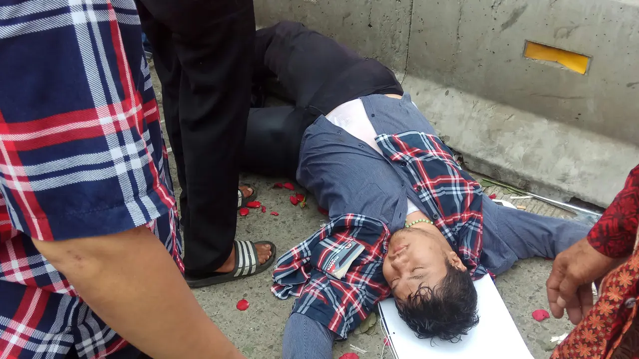 20170509-Ahok-Jakarta-Pendukung Kesurupan