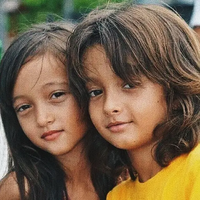 Potret Masa Kecil 6 Aktor Indonesia dan Adik Perempuannya, Kompak Sedari Dulu