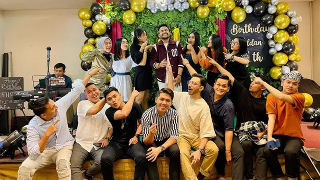 Pesta ulang tahun Fildan ke-31 (Foto: Instagram @da4_fildan)