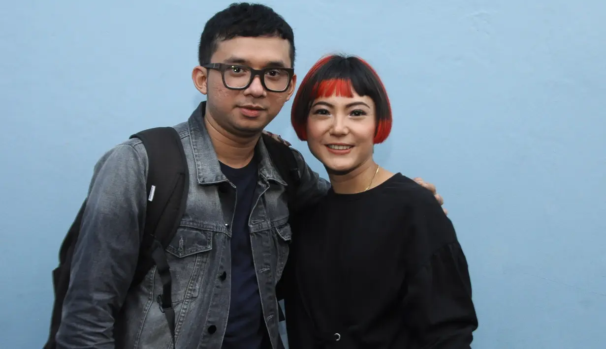 Berbagai persiapan telah dilakukan jelang hari bahagianya. Sebelumnya, Oki telah lebih dulu melamar pemeran yang mengawali dari film Mengejar Mas-Mas itu.  (Nurwahyunan/Bintang.com)