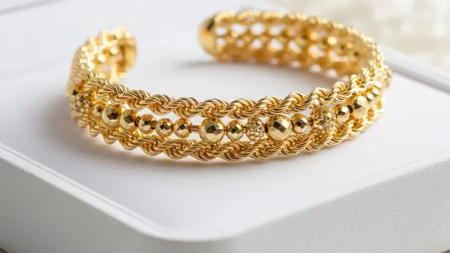 Model Gelang Emas Lilit London
