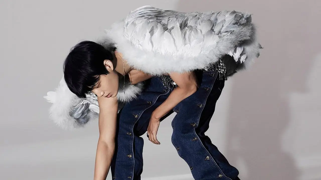Kai EXO melepas single baru “Rover.” (Foto: Dok. Instagram terverifikasi @zkdlin)