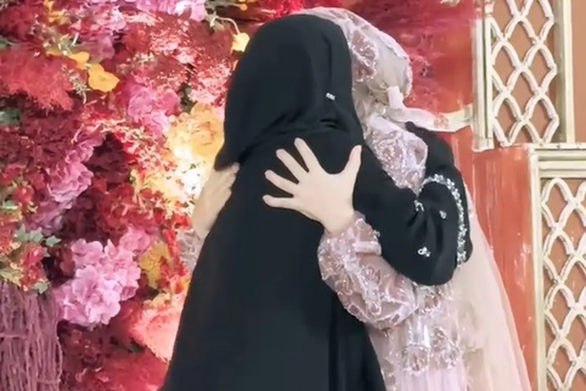 Potret Ummi Pipik dan Irish Bella (Sumber: Instagram/_ummi_pipik_)