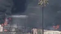 Los Angeles: Massive Fire Erupts at Tire Facility in South Gate, Prompting Shelter-in-Place Order