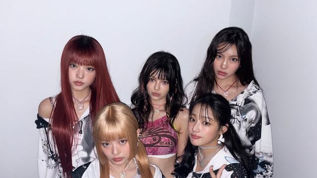 Tuai Sorotan, Staf ADOR Rekam Bekas Asmara NewJeans Pakai Kamera Tubuh (credit: instagram/newjeans_official).