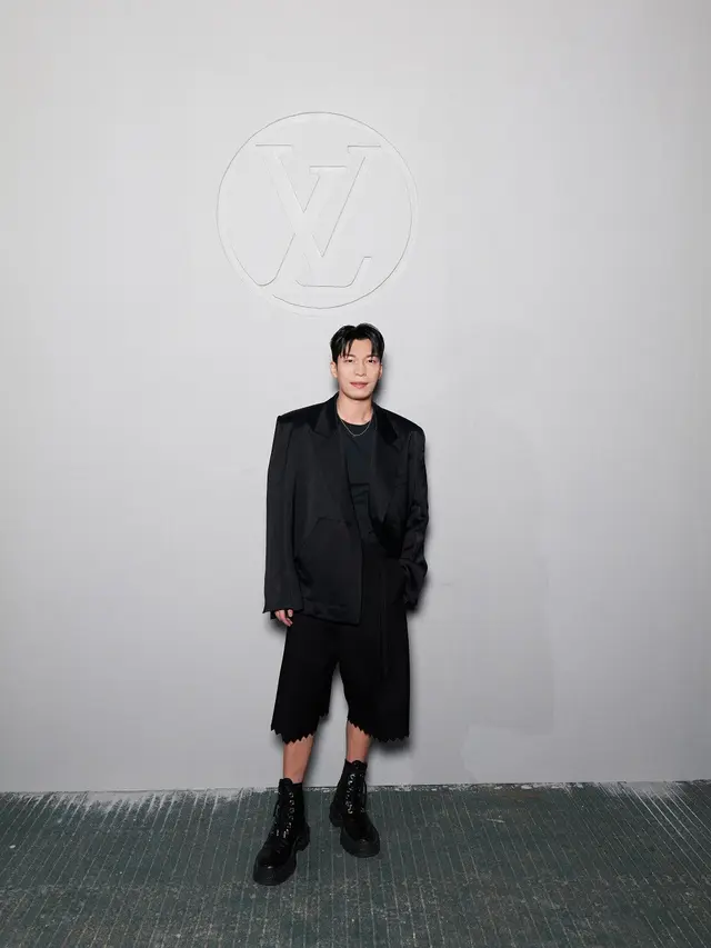 10 Gaya Seleb Hadiri Acara Louis Vuitton Pre-Fall 2023 di Seoul, Hyein New Jeans hingga Raline Shah