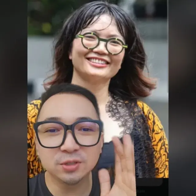 Berapa JHarga Kacamata Unik Wamen Stellla Christie yang Bikin Salah Fokus?