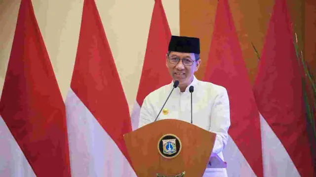 Penjabat (Pj) Gubenur DKI Jakarta Heru Budi Hartono menghadiri Halalbihalal Pengurus Besar (PB) Persatuan Guru Republik Indonesia (PGRI) di Gedung Guru Indonesia, Tanah Abang, Jakarta Pusat, Kamis (18/5/2023) (Foto Pemprov DKI Jakarta)