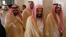 Dalam kunjungannya di Indonesia, Imam Besar Masjid Nabawi Syekh Ahmad bin Ali Al Hudhaify mengisi agenda khotbah Jumat. (Liputan6.com/Herman Zakharia)