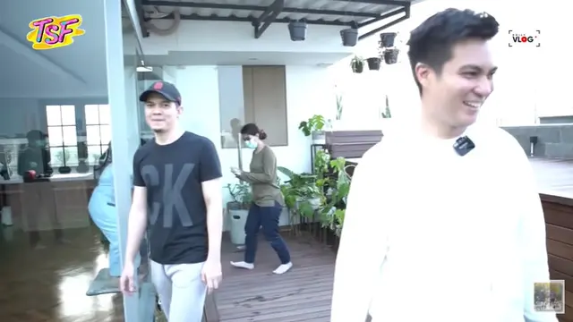 Rooftop Zaskia Sungkar dan Irwansyah