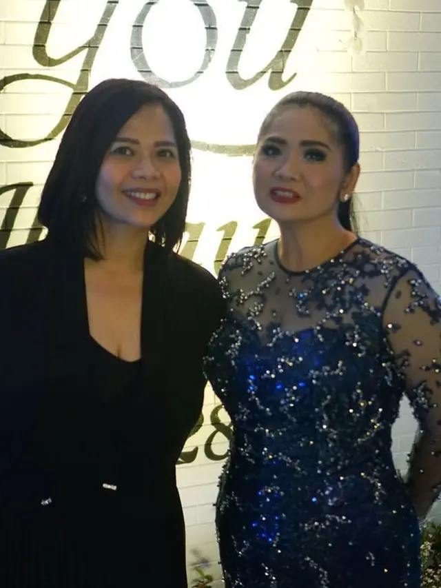 6 Pesona Vina Panduwinata, Tetap Awet Muda di Usia 61 Tahun
