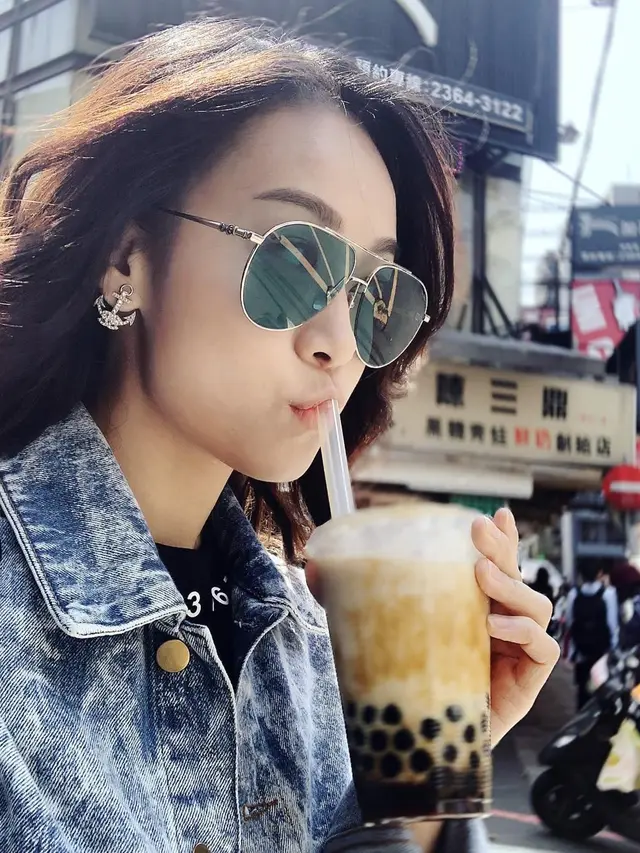 Terseret Skandal Perselingkuhan, Ini 6 Potret Pesona Akrtris Jacqueline Wong