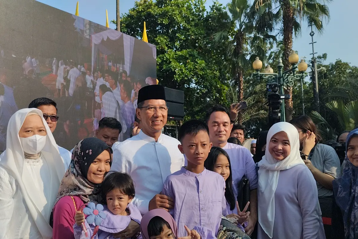 Penjabat (Pj) Gubernur DKI Jakarta Heru Budi Hartono berlebaran di Balai Kota Jakarta