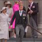 Pangeran Harry dan Meghan Markle di rangkaian acara Platinum Jubilee dari Ratu Elizabeth II. Keduanya beranjak dari St Paul's Cathedral. Dok: AFP/Youtube