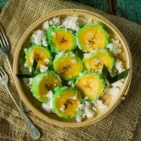 Ilustrasi kue pisang ijo./Copyright shutterstock.com/g/arissetya