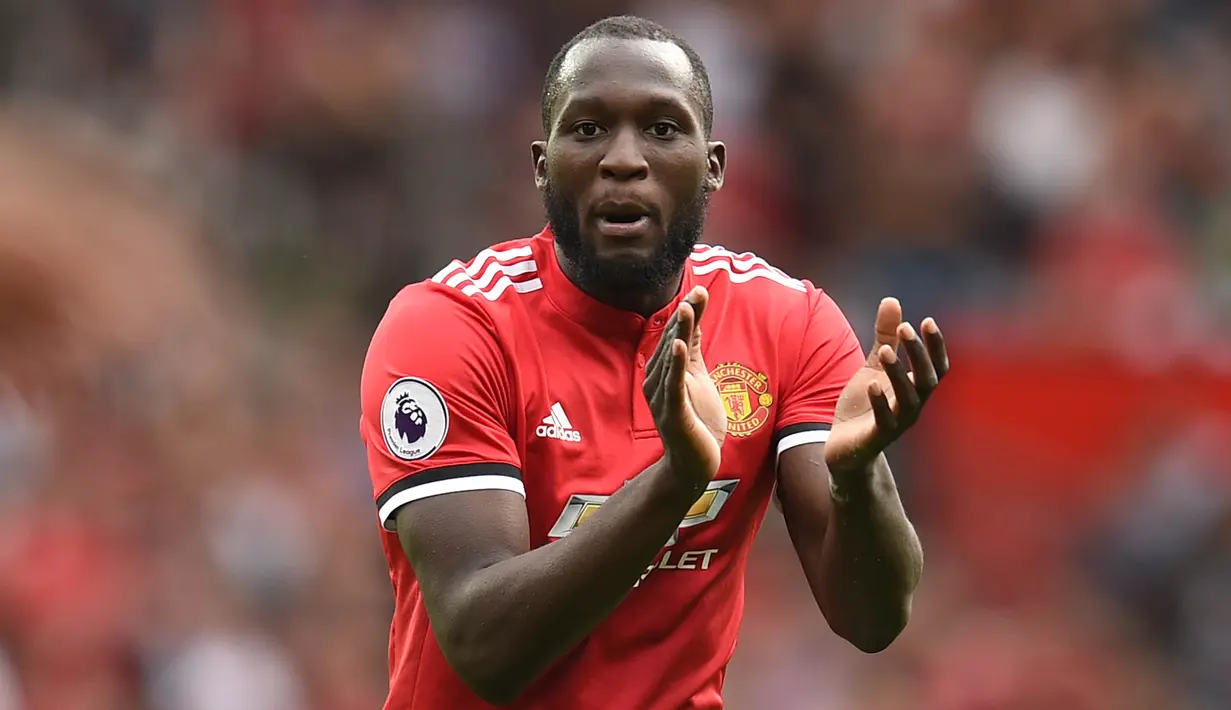 4. Romelu Lukaku (Manchester United) - Musim ini akan menjadi debut dari striker asal Belgia tersebut di Liga Champions. Meski demikian kapasitasnya sudah tidak diragukan, bahkan gawang Real Madrid juga pernah dijebolnya. (AFP/Oli Scarff)