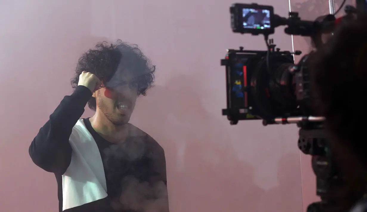 "Kalau Nidji-nya sama dea sih lebih ke pop art performancenya," ungkap Rama saat ditemui di kawasan Bangka, Jakarta Selatan, Rabu (26/4/2017). (Nurwahyunan/Bintang.com)