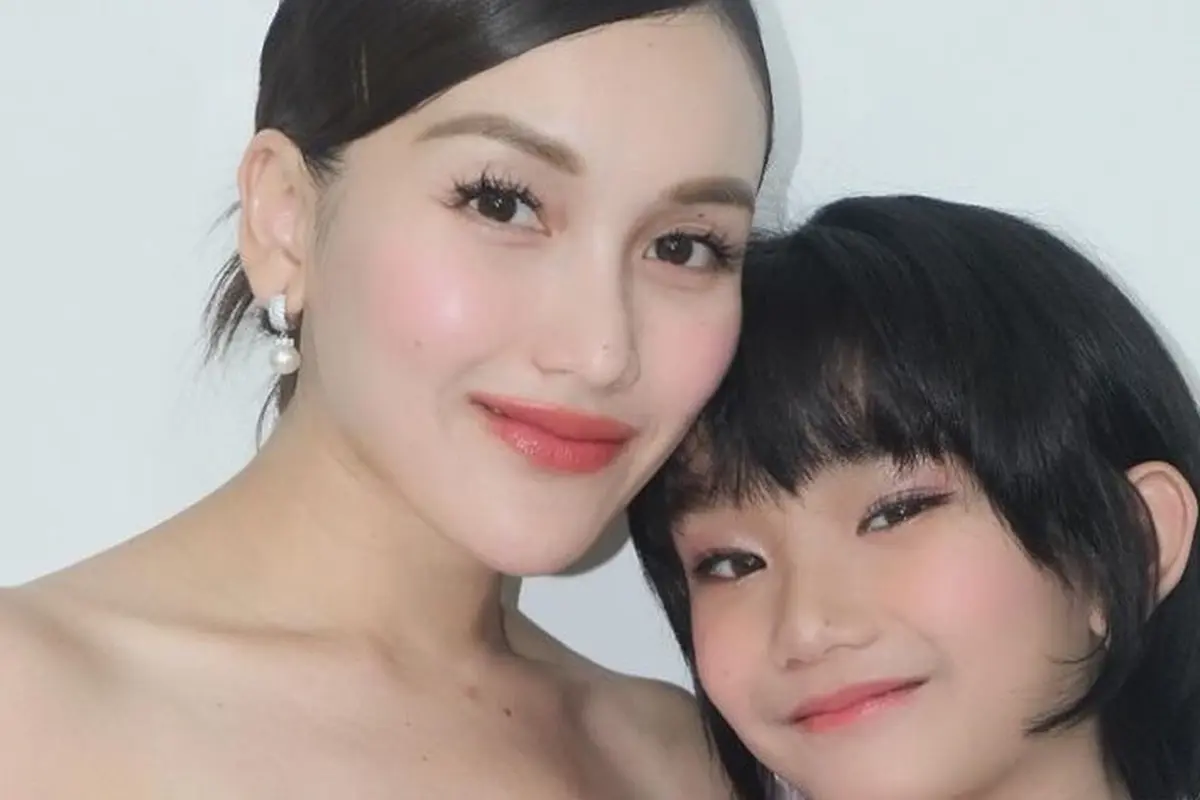 Ayu Ting Ting dan Bilqis (Instagram/ayutingting92)