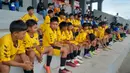Turnamen tahunan seperti Piala Soeratin tetap memiliki peran penting, tetapi tidak cukup jika berdiri sendiri. Pemain muda membutuhkan jam terbang, bukan sekadar seleksi singkat. Mereka harus terbiasa bermain dalam tekanan kompetisi, menghadapi berbagai karakter lawan, dan berkembang dari satu level ke level berikutnya. (Dok. PT Gahora Indonesia Football)