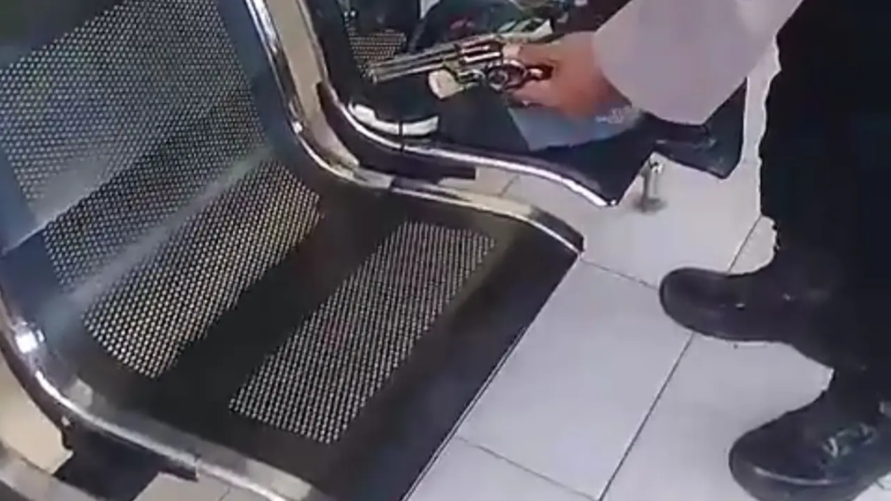 Maling Motor Todong Warga Depok Pakai Pistol Korek Gas