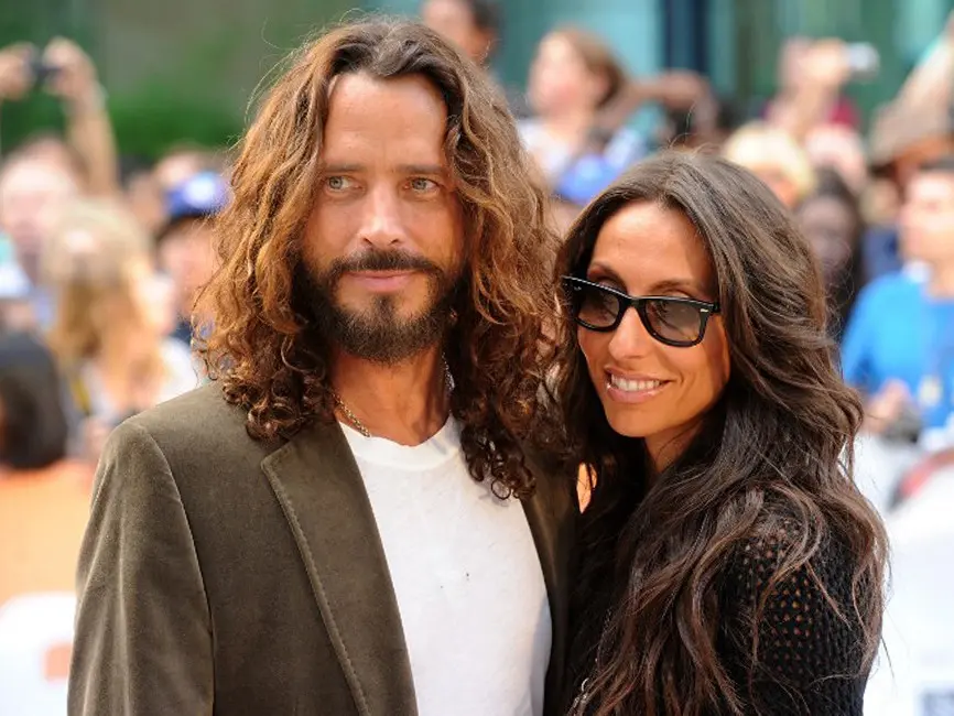 Kepergian Chris Cornell untuk selamanya menjadi kesedihan yang mendalam bagi orang-orang terdekatnya. Terutama sang istri, Vicky Cornell. Sebelum hembuskan nafas terakhir sempat ada perbincangan antara keduanya. (AFP/Bintang.com)