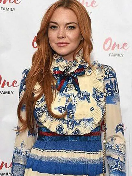 Seperti halnya di awal bulan Ramadan lalu Lindsay menuliskan ‘Happy Ramadan’ di akun Instagramnya. Selain itu, ia juga belum lama ini ia menghadiri acara buka puasa bersama dan acara berbagi dengan sesama. (Twitter/onefamilyglobal)