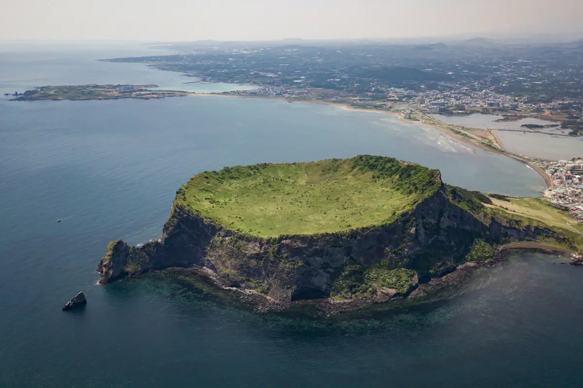 Pesona Menakjubkan Pulau Jeju Korea Selatan