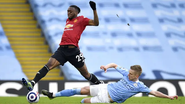 FOTO: MU Permalukan Manchester City di Etihad Stadium