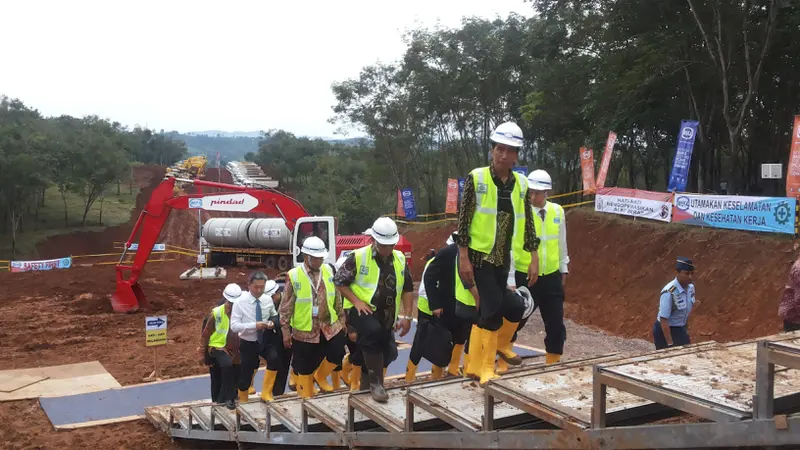 Groundbreaking Kereta Cepat Jakarta-Bandung (Foto: Ilyas Liputan6.com)