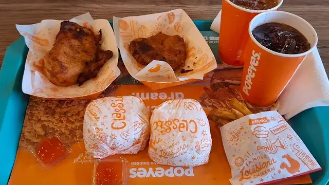Popeyes Kelapa Gading