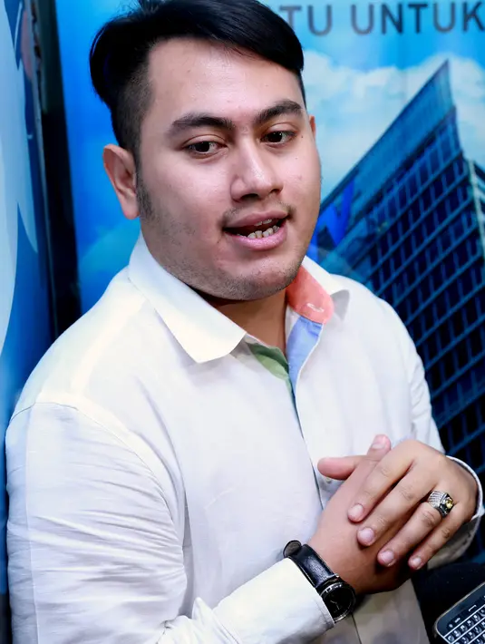 Meski digugat cerai oleh Muzdalifah, Nassar tetap akan memprioritaskan prestasi dan karya-karyanya di dunia entertainment dan tidak melepaskan pekerjaannya begitu saja. (Wimbarsana/Bintang.com)