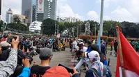 Buruh dari FSPMI Depok melakukan aksi di Jakarta pada peringatan Hari Buruh, Sabtu (1/5/2021). (Ist)