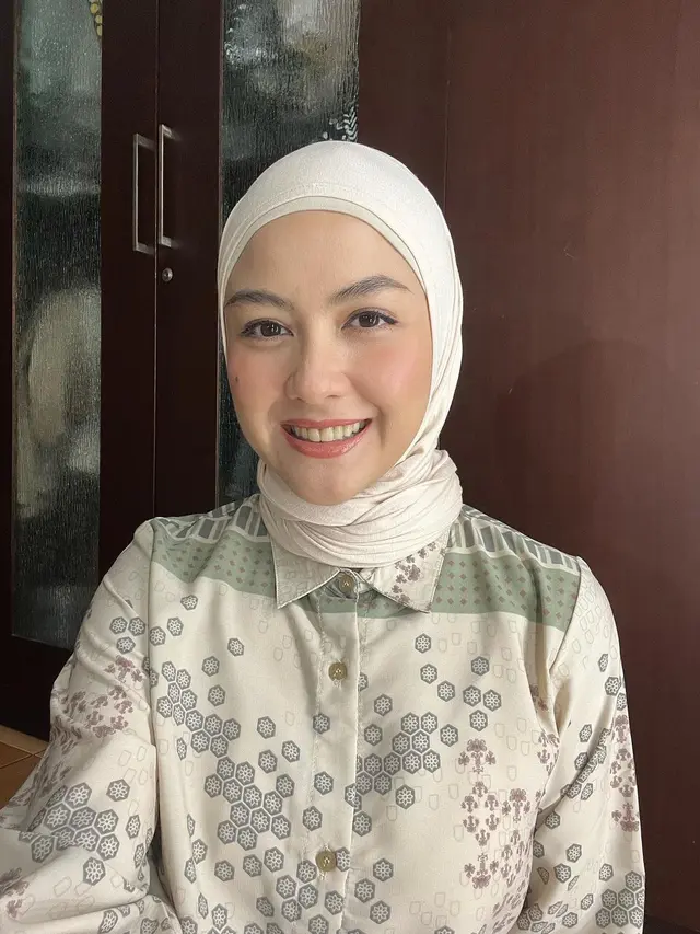 Revalina S. Temat. (Foto: Dok. Koleksi Kami.)