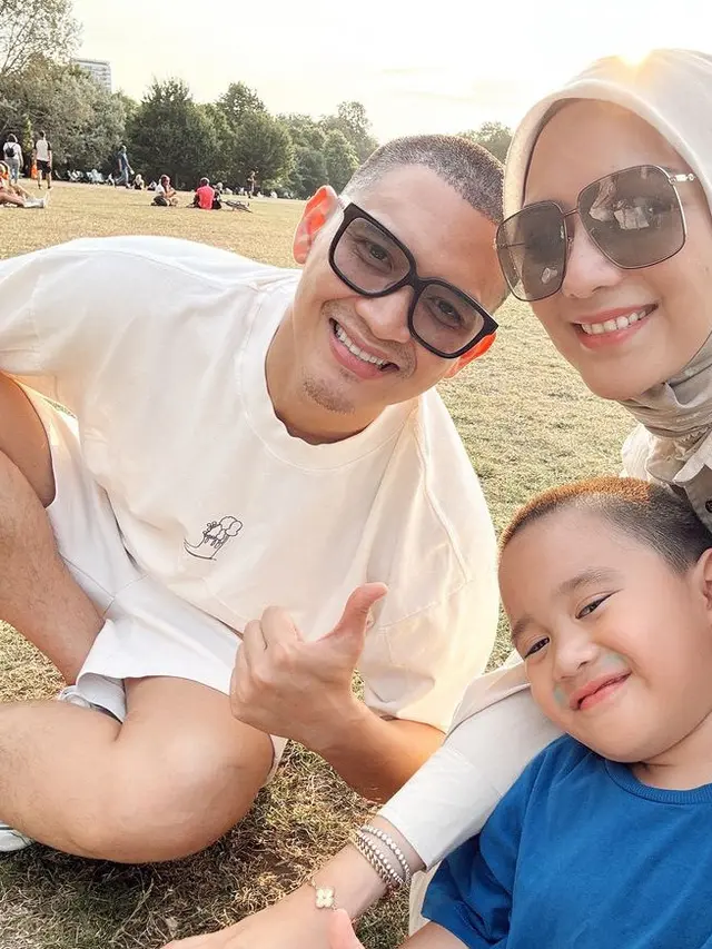 Citra Kirana Liburan ke Inggris. [@citraciki]