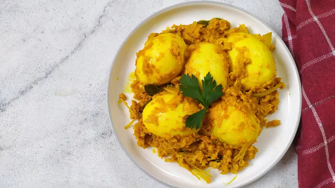 telur bumbu kuning