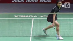 Gregoria Mariska Tunjung menang mudah dua set langsung 21-14 dan 21-17. (Liputan6.com/Herman Zakharia)