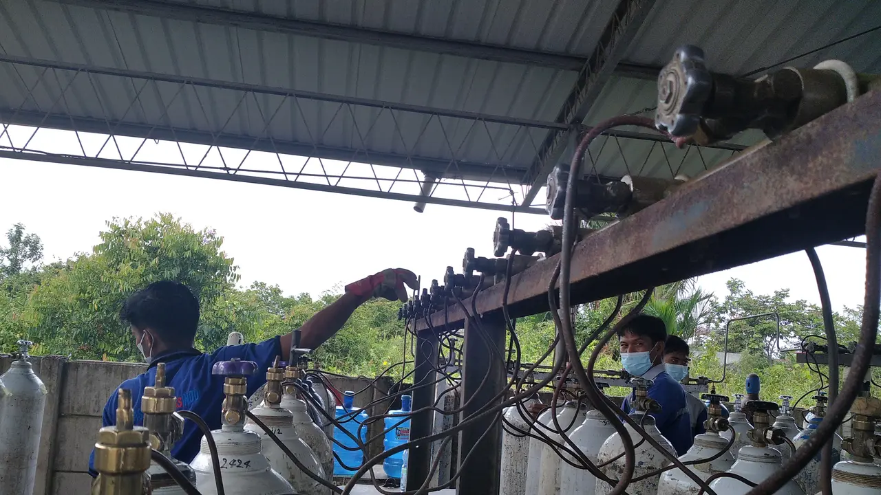 Pabrik oksiden Asiana Gasindo Kota Padang. (Liputan6.com/ Novia Harlina)