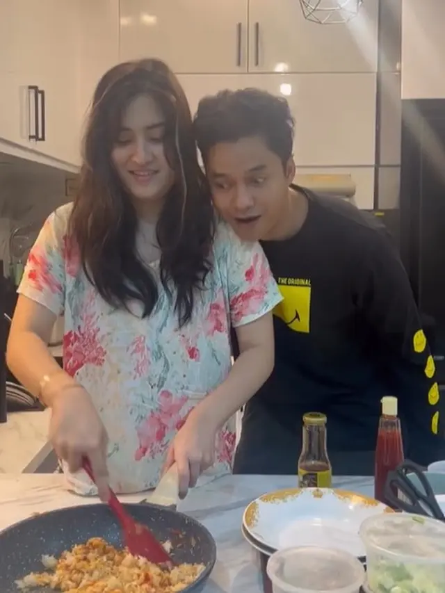 Adly Fairuz dan Angbeen Rishi (Instagram/adlyrayruz)