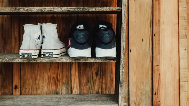 Tips Menata Rak Sepatu