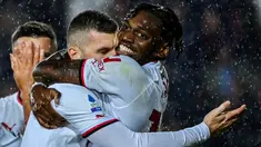 AC Milan sukses maraup poin penuh kala bertandang ke markas Empoli di Stadio Carlo Castellani, Minggu (2/10/2022). (AFP/ Alberto Pizzoli)