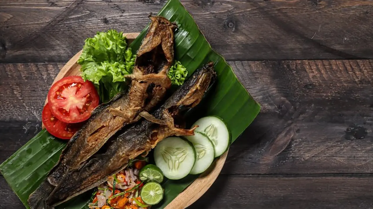 Pecel Lele (Sumber: Freepik)