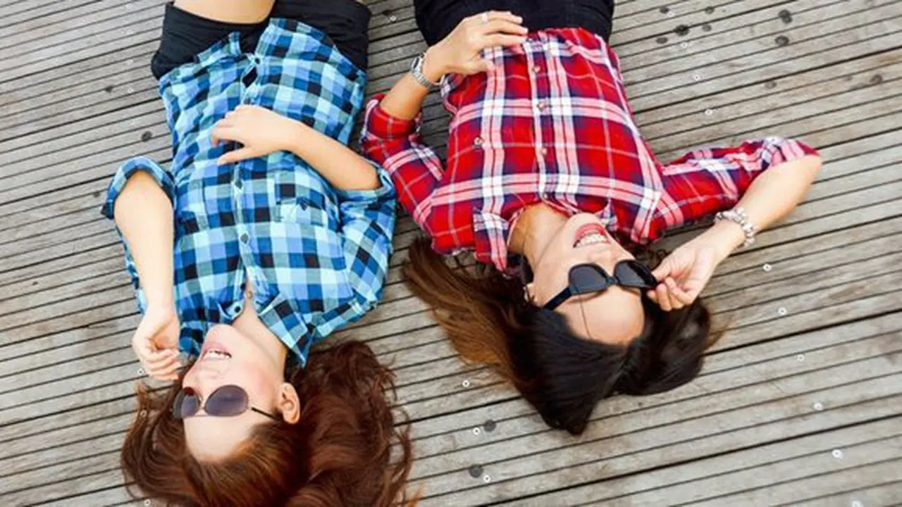 Tips fashion kemeja kotak./Copyright pexels.com