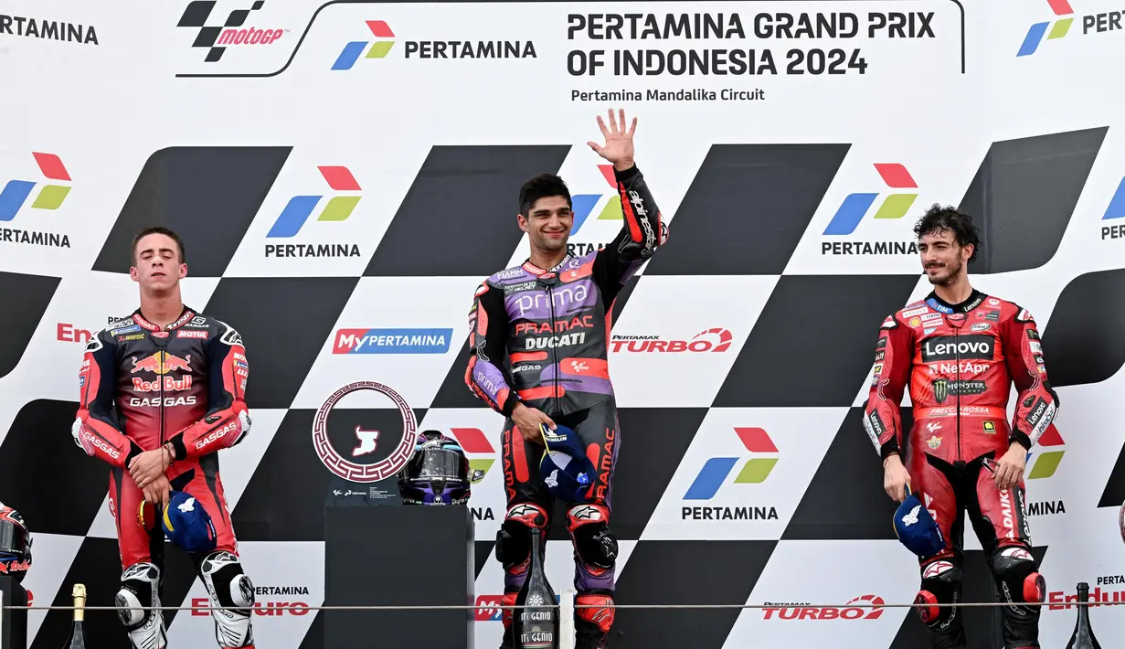 <p>Kemenangan ini membuat Jorge Martin kian kokoh di posisi teratas klasemen MotoGP 2024 dengan 366 poin. (SONNY TUMBELAKA/AFP)</p>