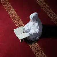 ilustrasi berdoa/ferita/ Rahayuningsih/Shutterstock.com