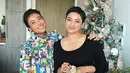Foto terbaru bersama keduanya saat merayakan Natal (Foto: Instagram @agnipratistha)