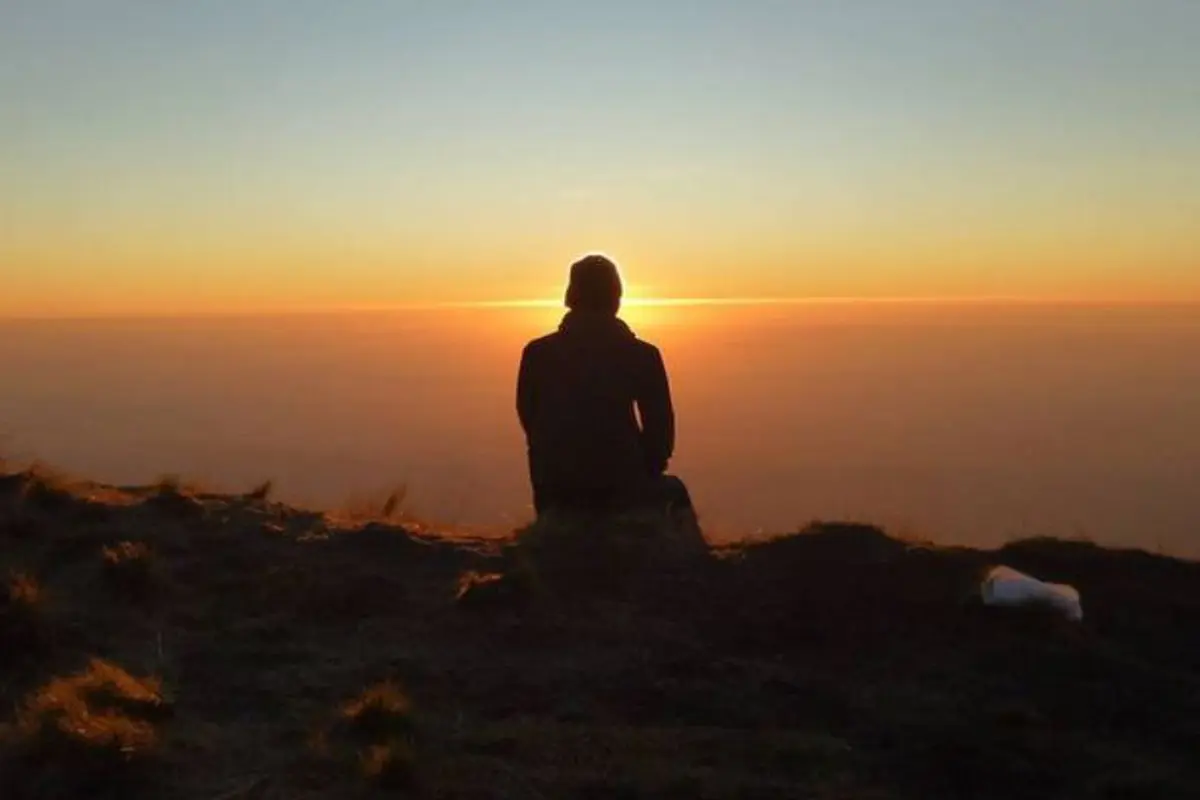 7 Gunung yang Punya 'Sunrise' Terindah di Indonesia