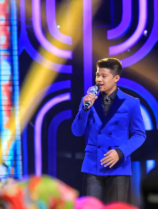 "Saya standing applause karena saya menikmati lagu ini, yang saya kagumi kamu pandai memainkan cengkok dangdut," Cici Paramida salah satu juri. (Adrian Putra/Bintang.com)